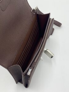 z5407532265289_f44a9bad6e21e6f4fecb4e50a353a3c4