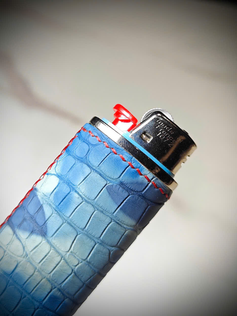 Vỏ bao da bật lửa BIC J6 da cá sấu | Luck Fire Case thủ công cao cấp - Hình ảnh 3