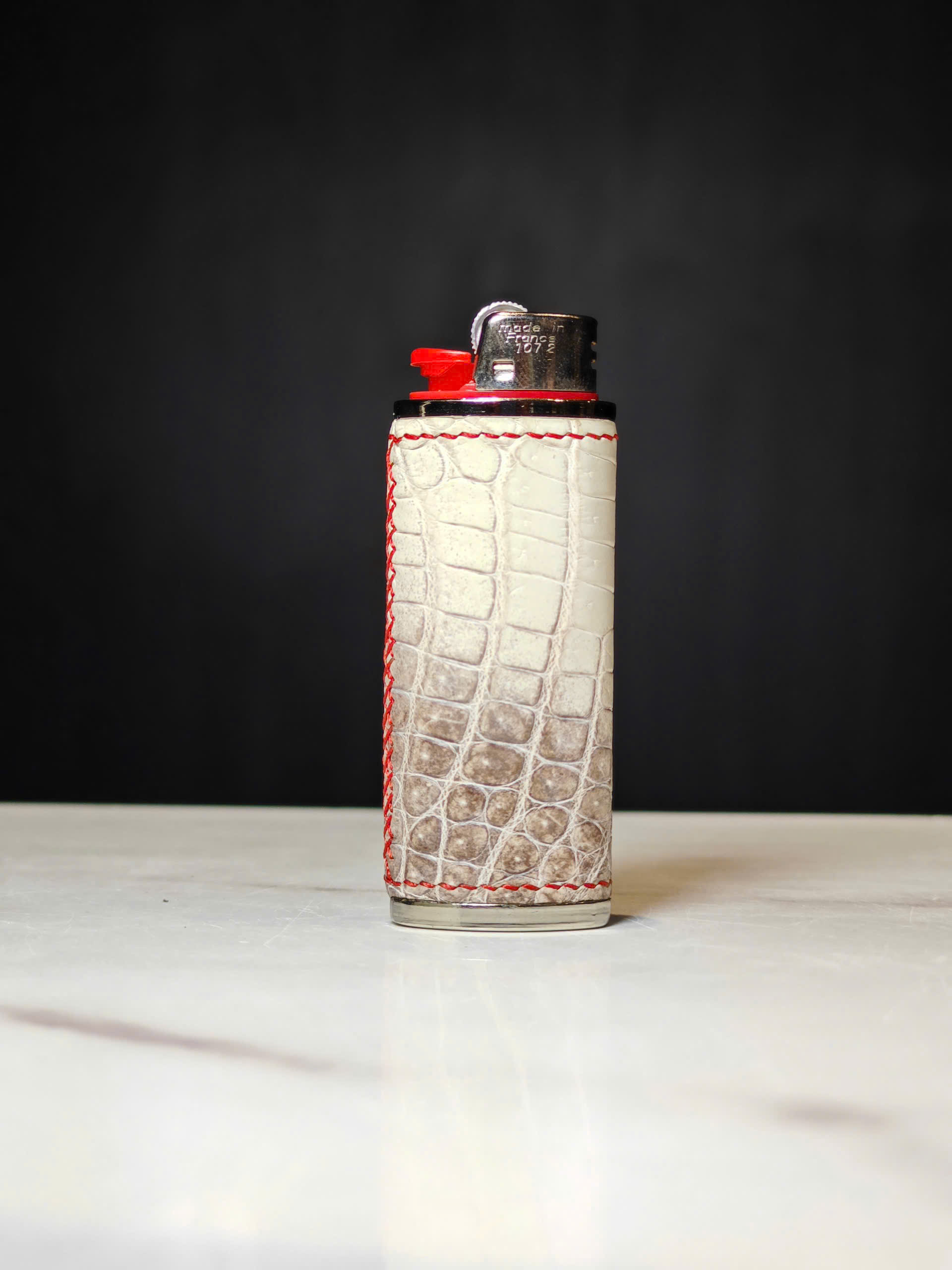 Luck Fire Case - Vỏ bao da bật lửa BIC j6