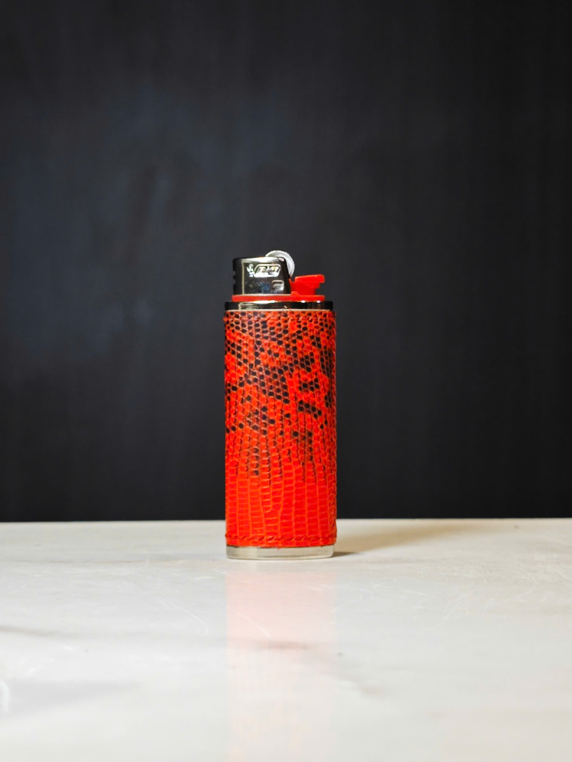 Luck Fire Case – Vỏ bao da bật lửa BIC J6 da kỳ đà - Hình ảnh 2