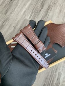Dây đồng hồ Audemars Piguet da cá sấu Pháp vân bụng màu nâu