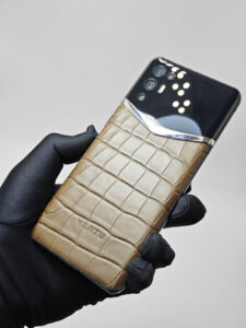 Bọc da điện thoại iVertu da cá sấu Pháp