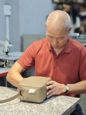 Anh Thế Phạm chế tác TP Valet Clutch